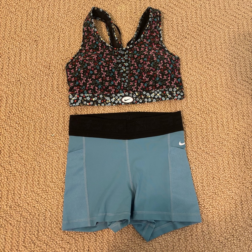 Nike Pro matching set - blue mini floral (XS)